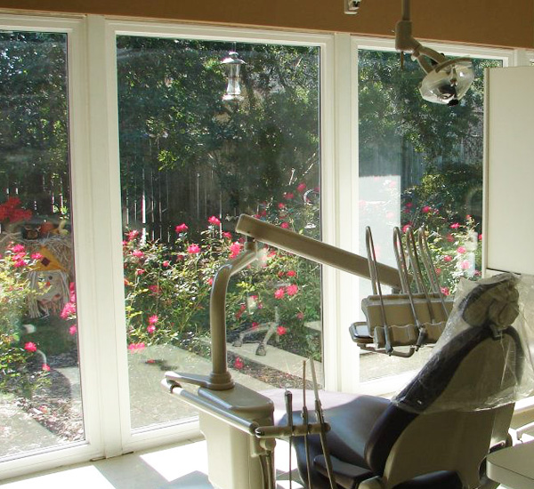 Cosmetic Dental Office 35007